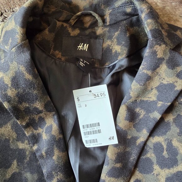 H&M Leopard Print Blazer - Black and Brown - Picture 4 of 6
